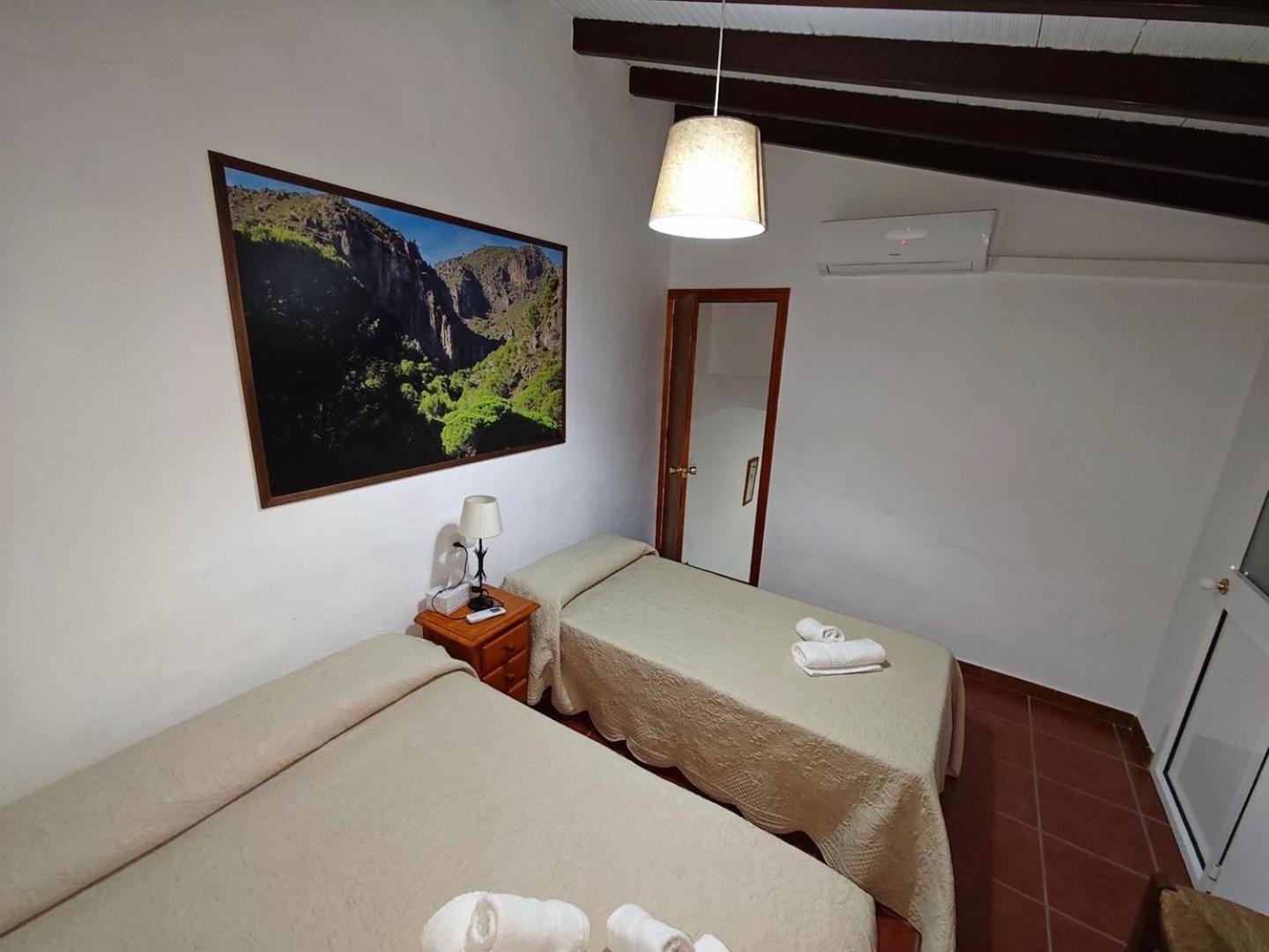 Apartamentos Rurales Entrecaminos Ardales Exterior photo